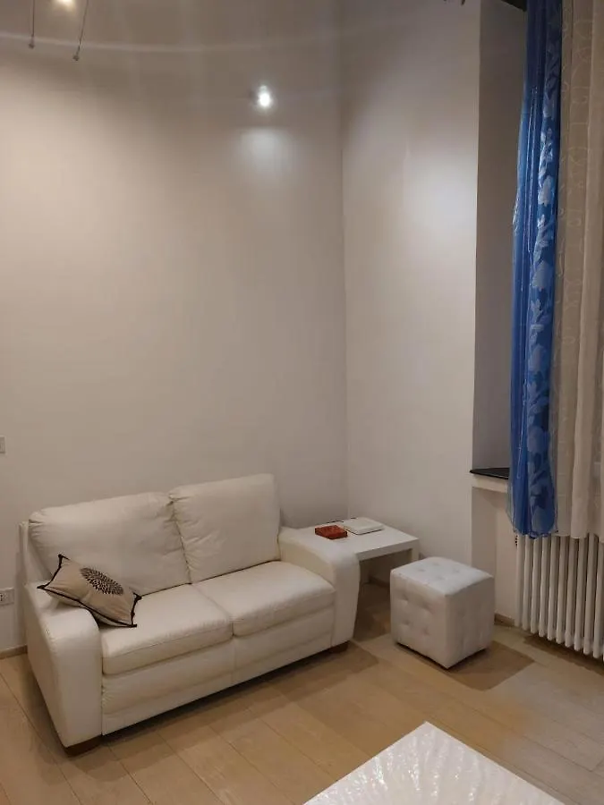 La Casa Di Ginger Apartment Savona 0*,